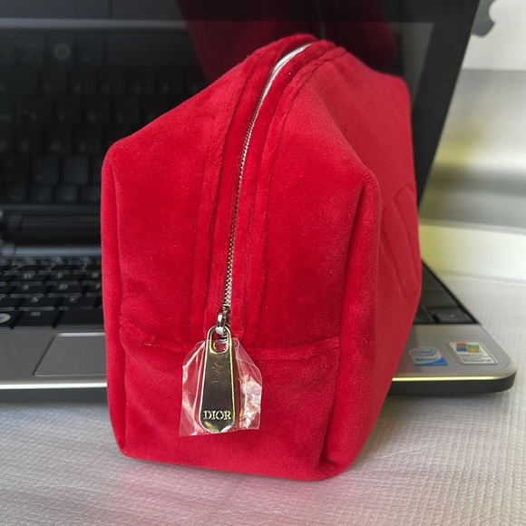 Christian Dior CD Logo Pouch Cosmetic Bag Red Velvet - Picture 10 of 13